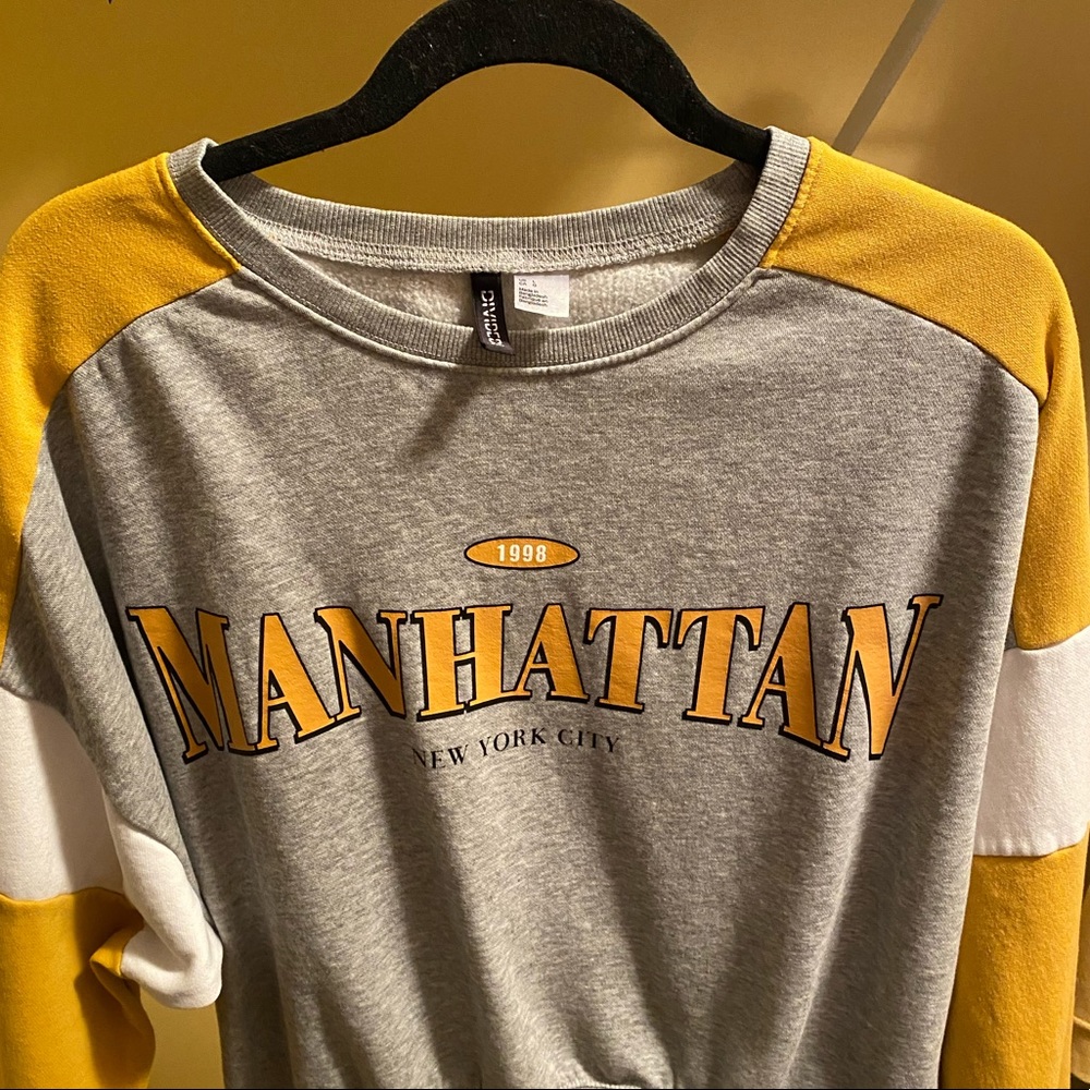 Large Manhattan Graphic Sweatshirt